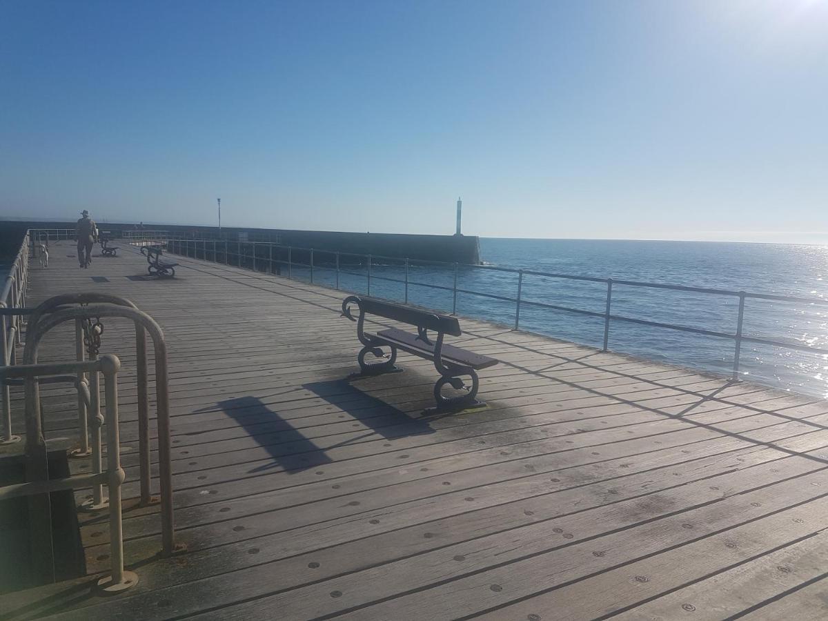 Ferienwohnung Lovely Seafront 2 Bed Flat In Aberystwyth Exterior foto